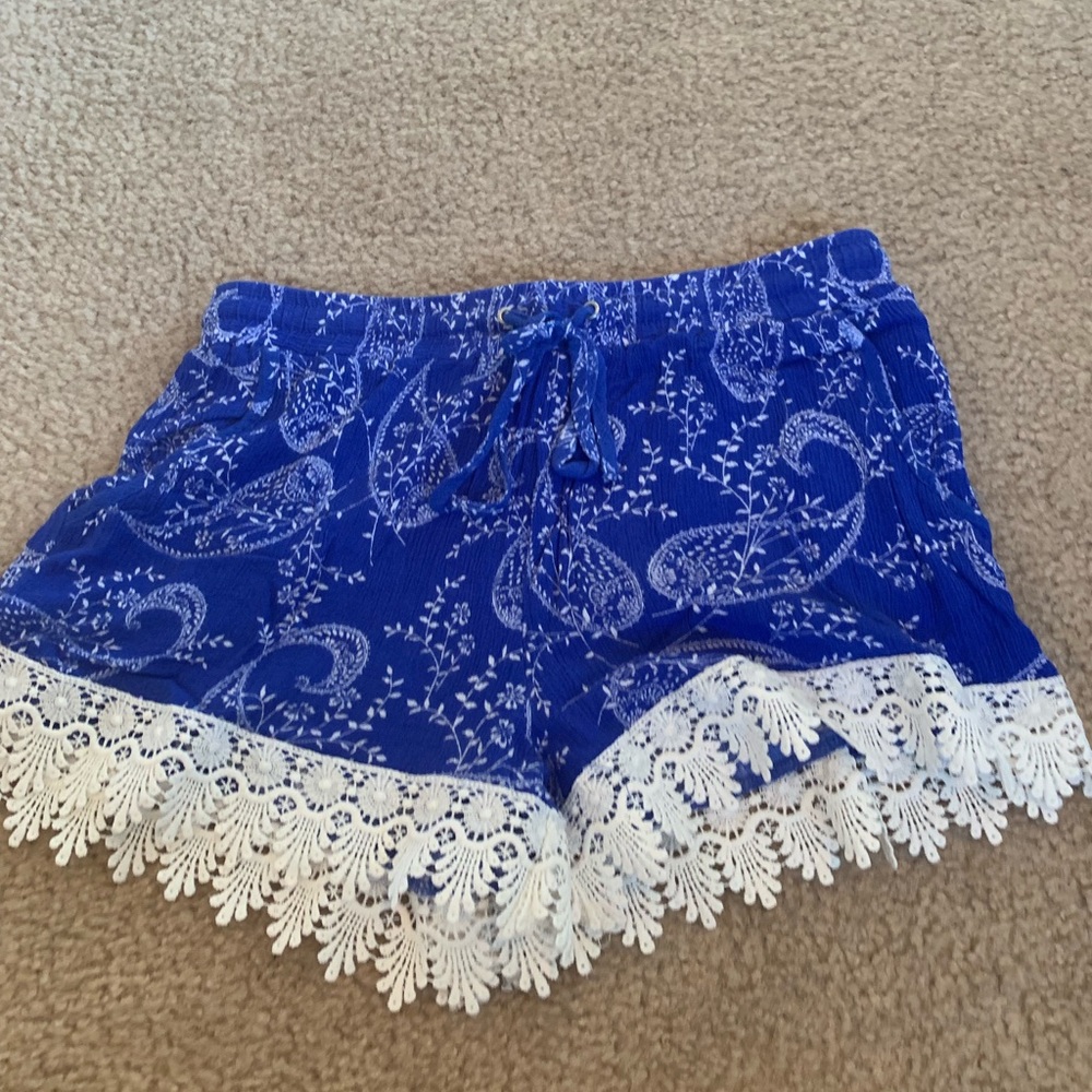 flow shorts